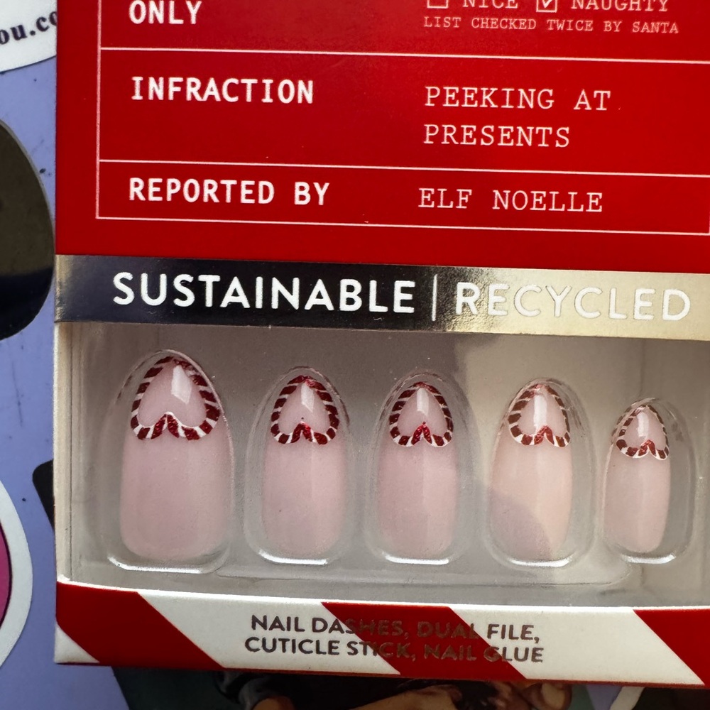 Red Aspen Nail Dashes